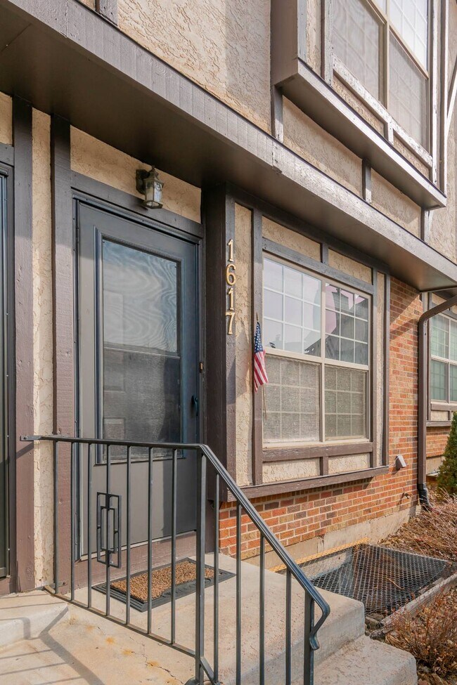 Building Photo - 1617 Maitland Ct