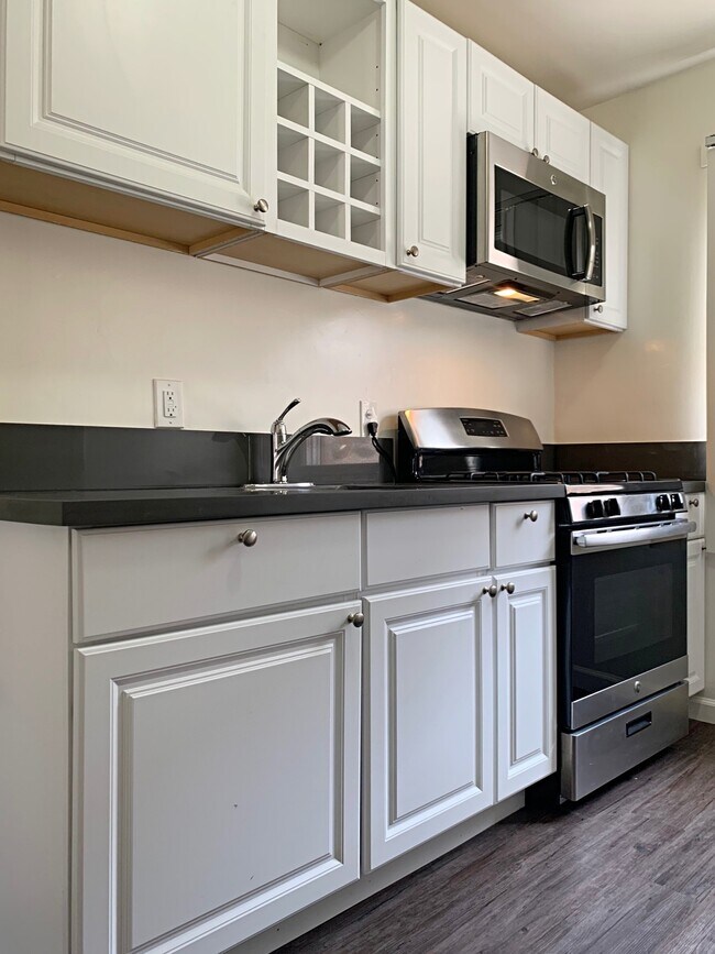 Foto del edificio - 1249 N Edgemont St