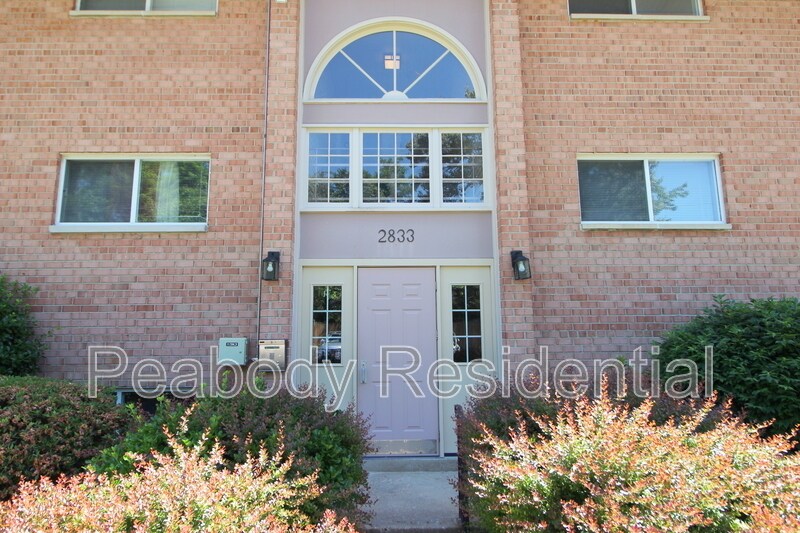 Foto principal - 2833 Kalmia Lee Ct