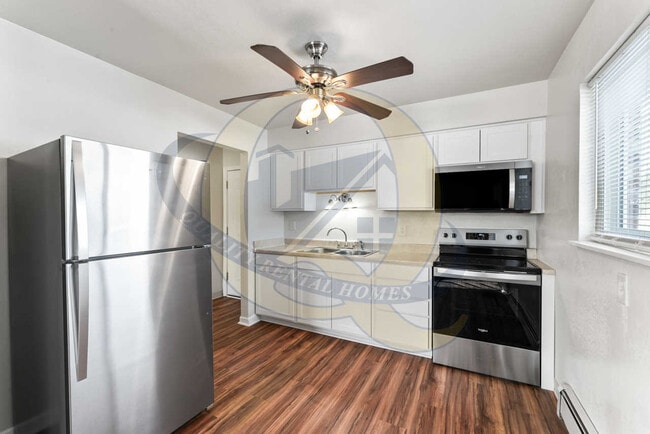 Building Photo - 7399 Roger Thomas Dr