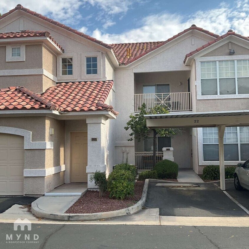 Foto principal - 8555 W Russell Rd