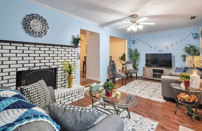 Building Photo - 103 Glen Acres Ct
