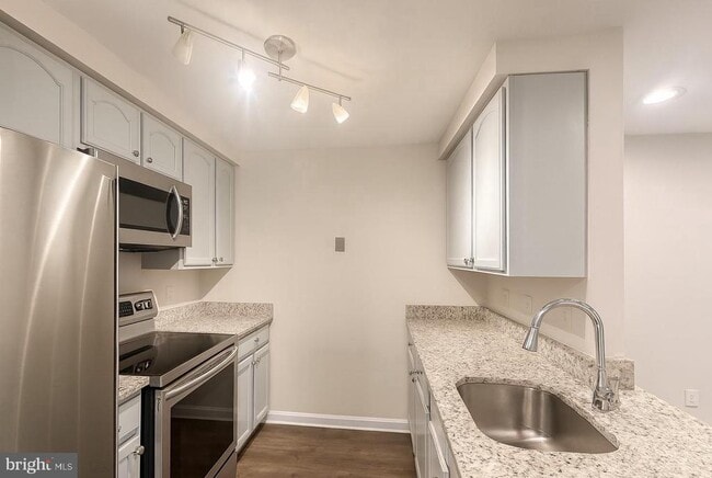 Building Photo - 13513 Orchard Dr