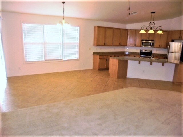 Building Photo - 16413 N 171st Dr
