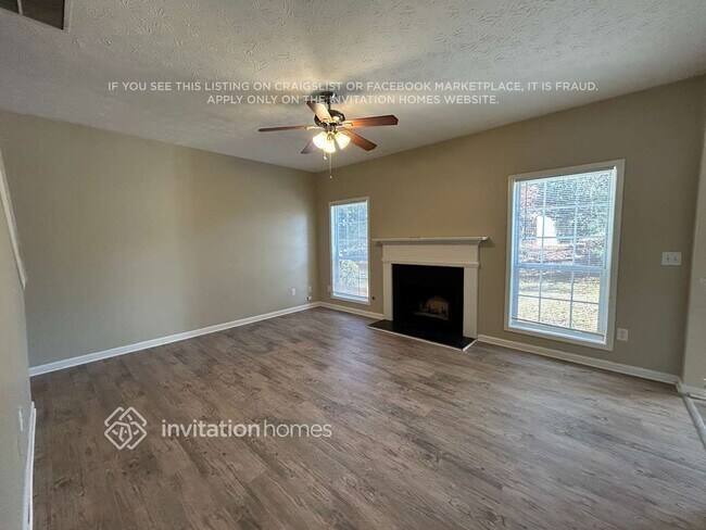 Foto del edificio - 720 Clairidge Ln SW