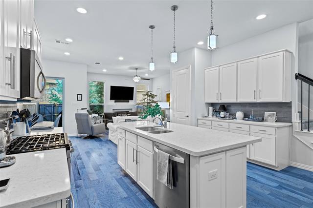 Building Photo - 17729 Coralberry Dr