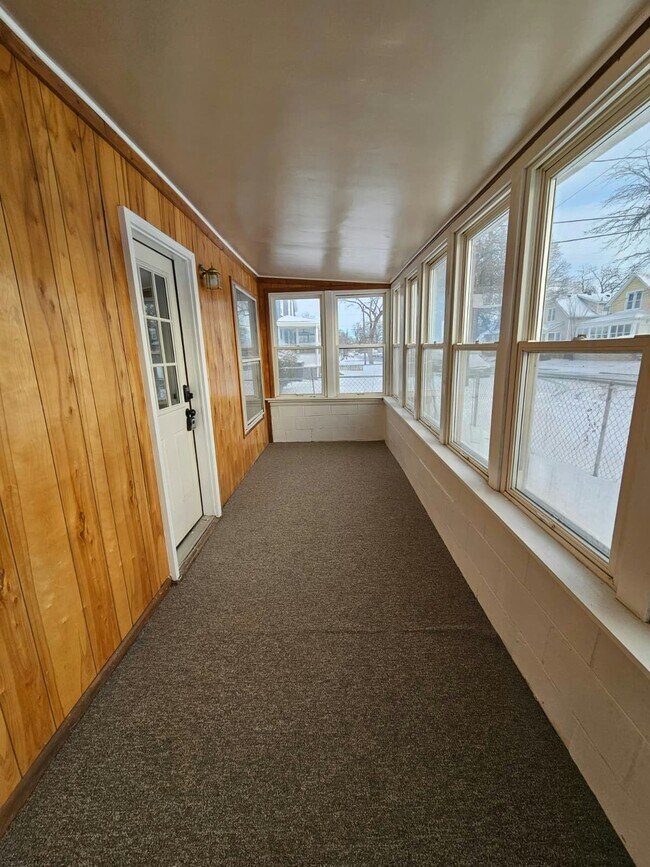 Foto del edificio - 2644 4th St