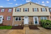 Foto principal - 5170 Clacton Ave
