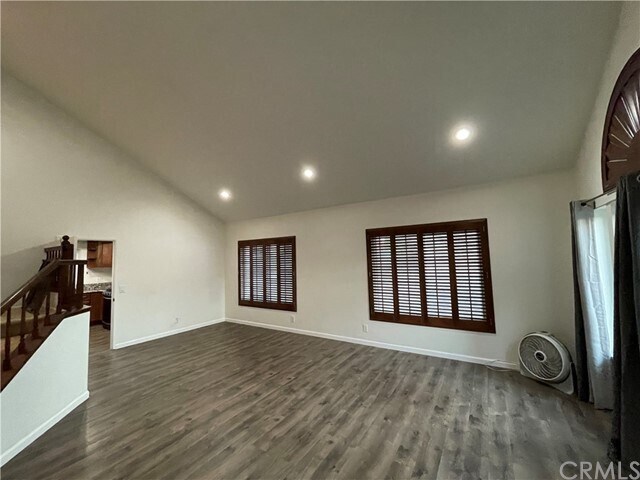 Building Photo - 5440 Blue Springs Cir