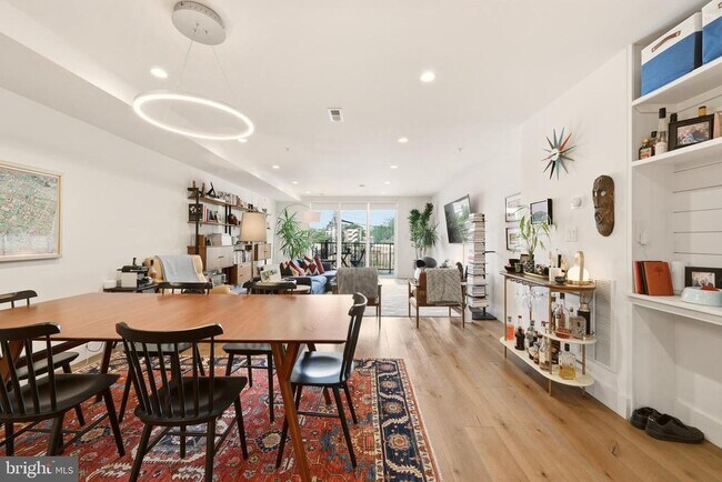 Foto del edificio - 3812 13th St NW
