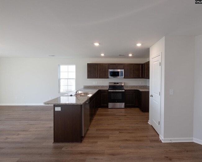 Building Photo - 929 S Desert Orch Ln