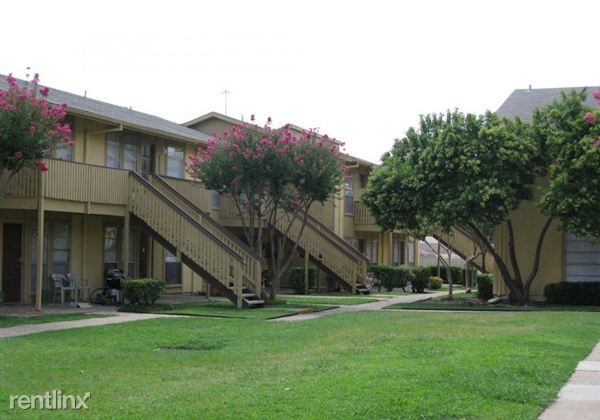 Building Photo - 9387 Pinyon Tree Ln