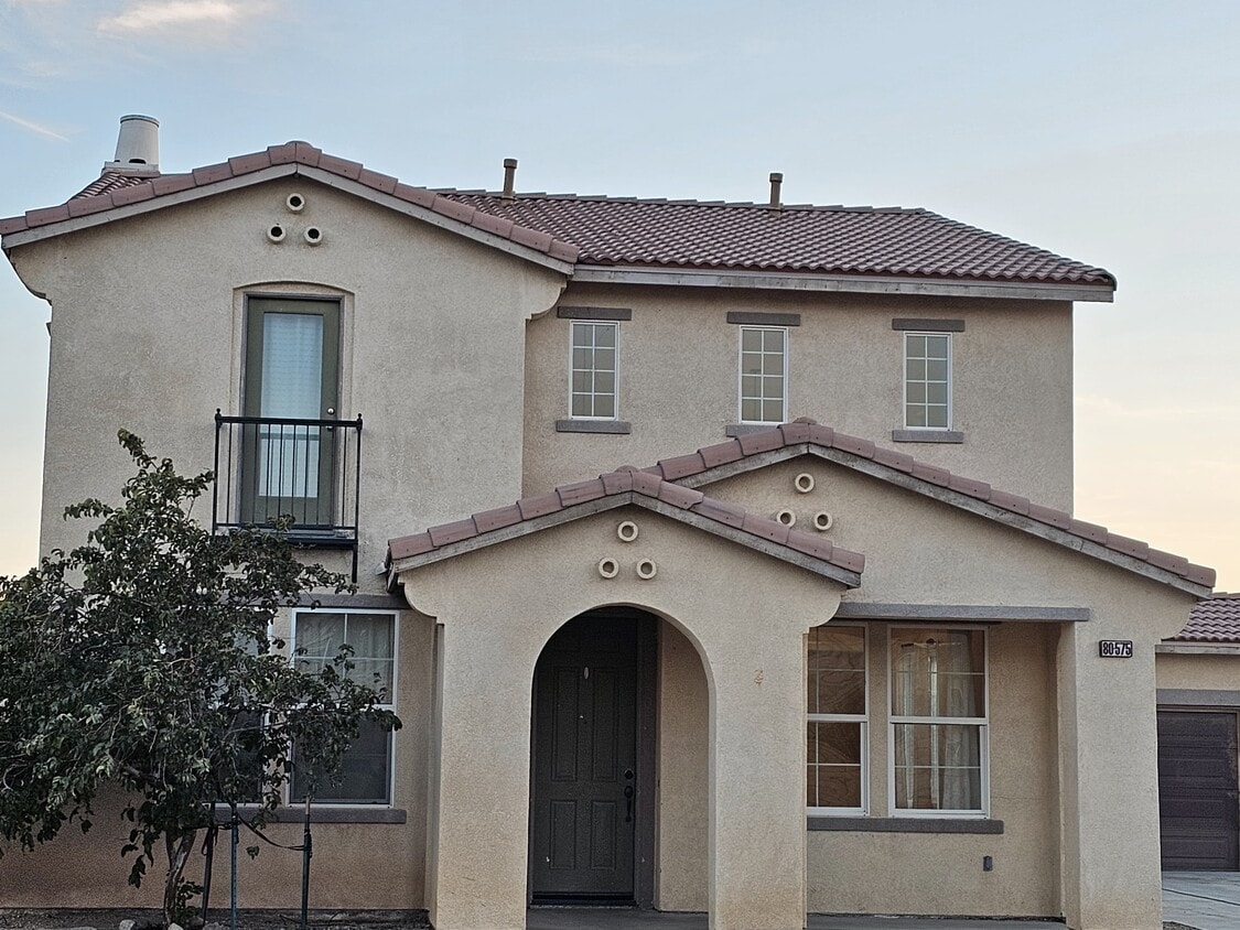Foto principal - 80575 Stortford Avenue