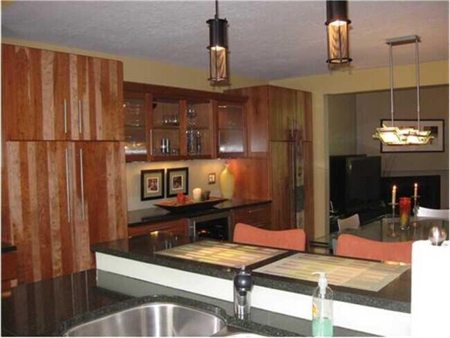Foto del edificio - 1593 Pinehurst Dr