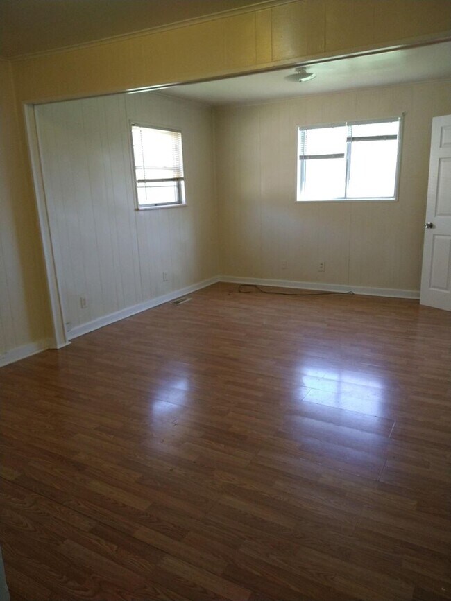 Foto del edificio - 3 Bedroom and 2 Bathroom home.