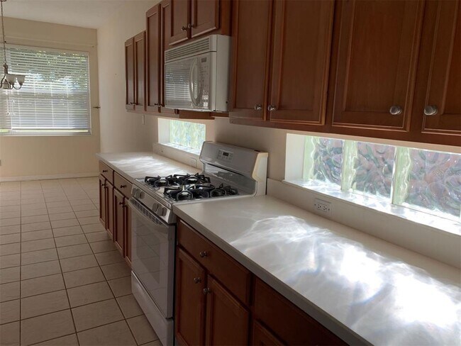 Foto del edificio - 2274 Boxwood St