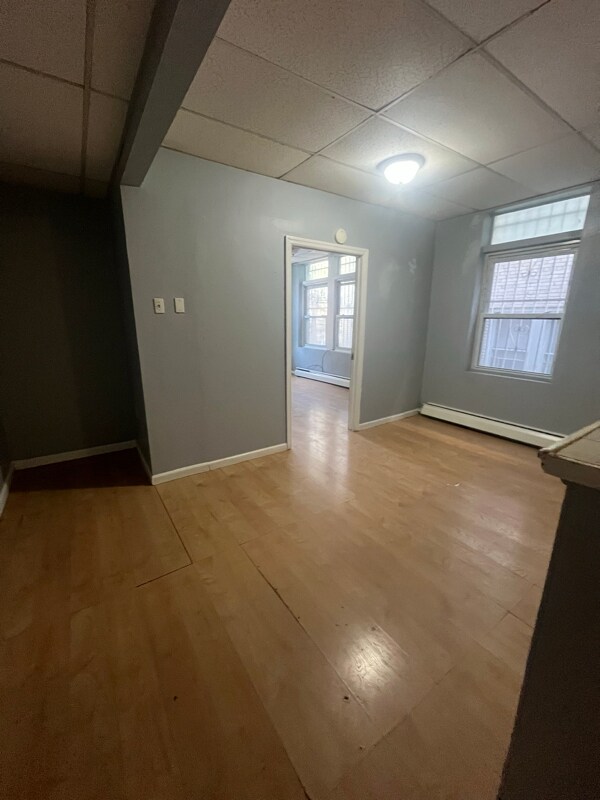 Foto del edificio - 213 S Harrison St