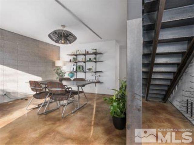 Foto del edificio - 860 S Center St