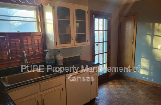 Foto del edificio - 1635 SW Burnett Rd