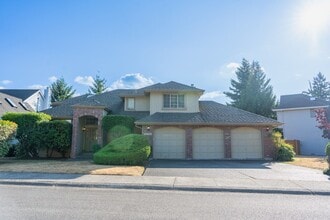 Building Photo - 11731 SE 60th Pl