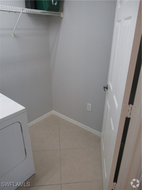 Building Photo - 7965 Preserve Cir