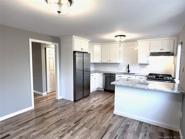 Building Photo - 26 Conestoga Way