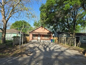 Building Photo - 846 S Morgan St