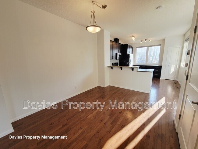 Photo du bâtiment - 603 Watt Blvd SW