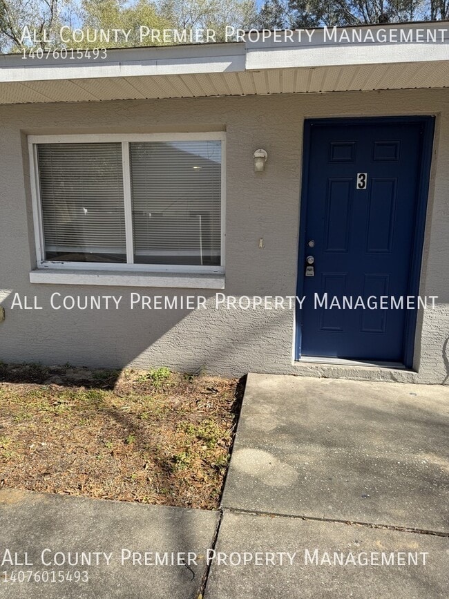 Building Photo - 2911 SE 52nd Ave