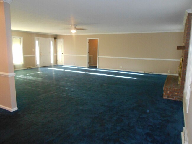 Foto del edificio - Spacious 3 bedroom, 3 bath home located off HWY 501