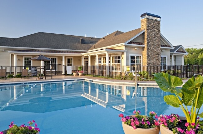 Building Photo - The Village At West Long Branch