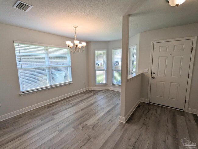 Building Photo - 4723 Frances St