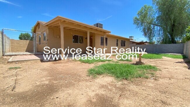 Building Photo - 2322 N 87th Ave