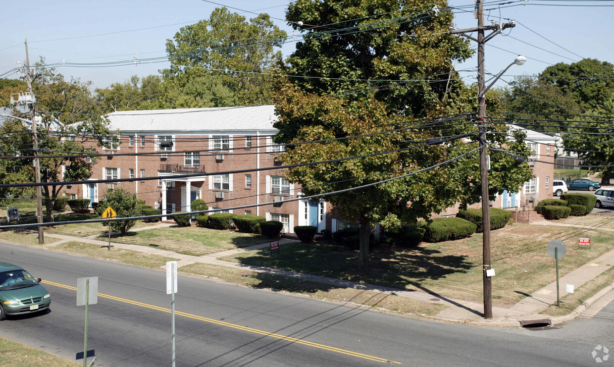 Primary Photo - Garden Street Apartments