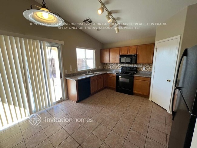 Foto del edificio - 12110 N 130th Dr