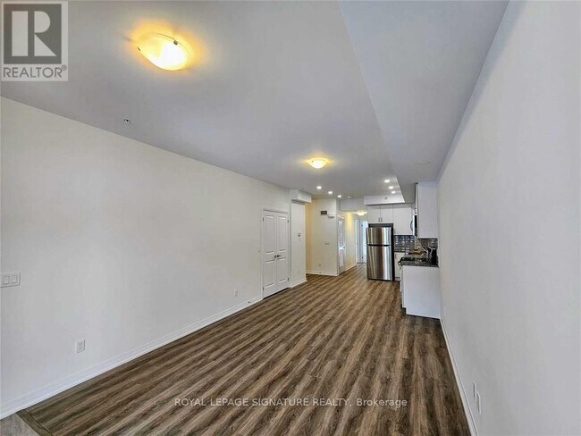 Building Photo - 2635-2635 William Jackson Dr