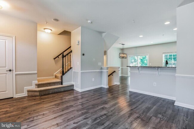 Foto del edificio - 8443 Clear Spring Dr