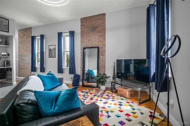 Foto del edificio - 815 Rutger St