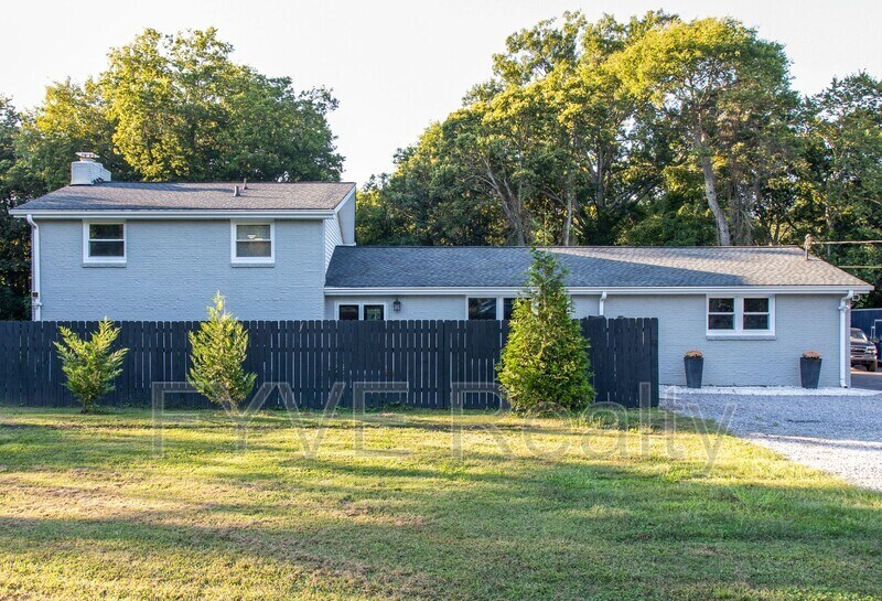 Foto principal - 6422 Harding Pike