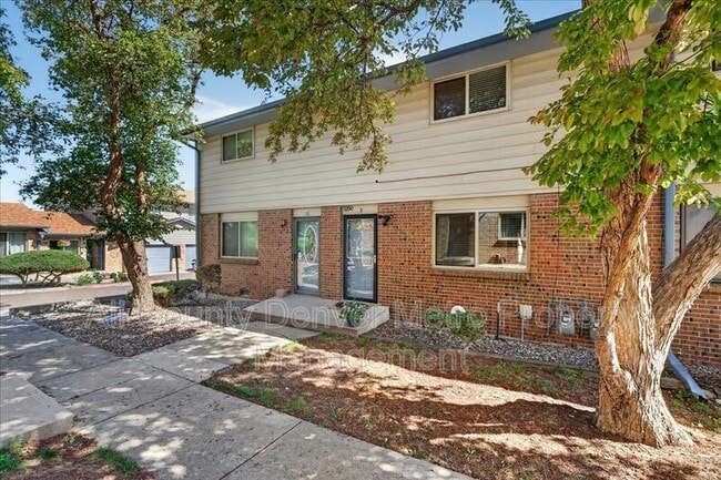 Foto del edificio - 5250 Garrison St