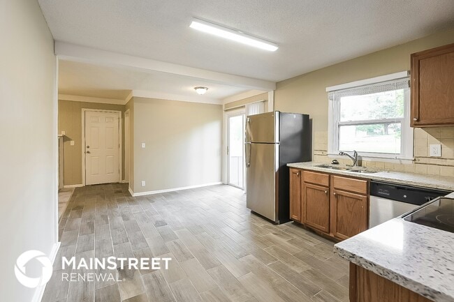 Building Photo - 12500 E 54th Terrace