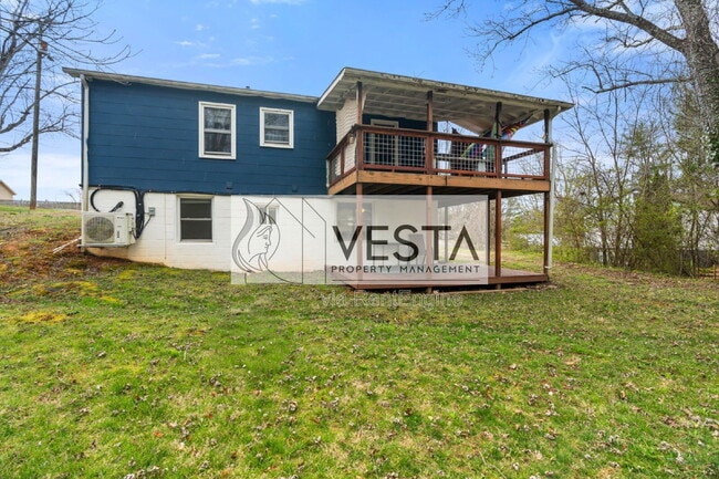 Building Photo - 131 Moody Ave