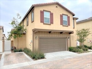 Building Photo - 30485 Village Terrace Dr