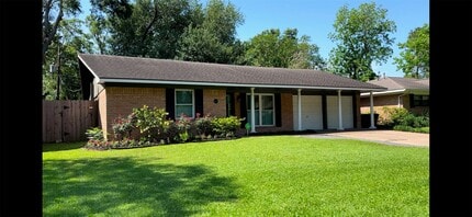 Building Photo - 5515 Darnell St