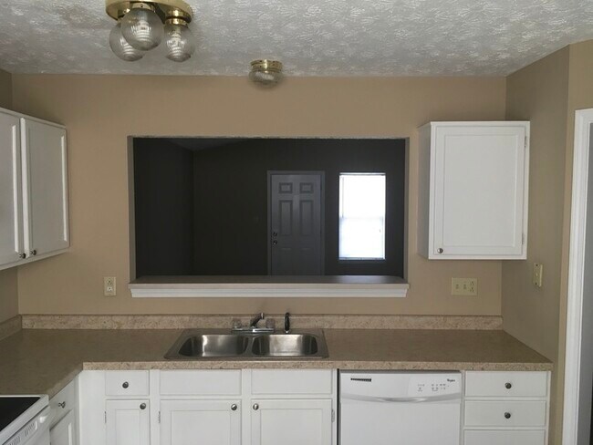 Foto del edificio - 3235 Keystone Lakes Way
