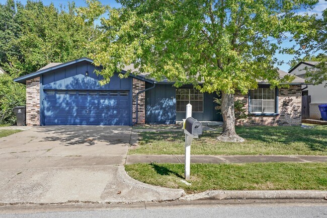 Foto del edificio - 412 W Austin St