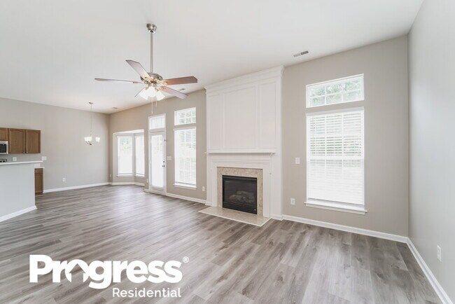 Building Photo - 161 Shephard Hill Dr