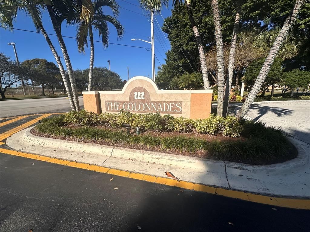 Foto principal - 855 NW 91st Terrace