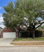 Building Photo - 931 N Sky Dr