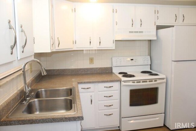 Foto del edificio - 2555 Stanley Ct